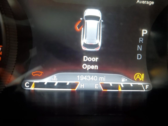 2015 Jeep Cherokee Trailhawk with VIN 1C4PJMBSXFW704942, listed as a Copart auction lot 85514044 with 194,340 mi miles and Salvage Title. Bid and sale history available at carsss.com. Image 9.