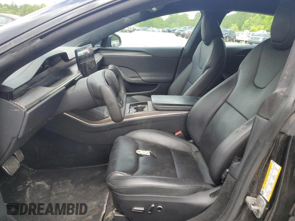 2021 Tesla Model S Long Range z VIN 5YJSA1E52MF428241, wystawiony jako Copart lot #57302035 z przebiegiem 67 775 mil mil oraz Szkoda całkowita • Salvage title. Historia ofert i sprzedaży dostępna na DreamBid. Obrazek 7.