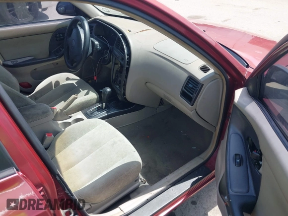2002 Hyundai Elantra GLS z VIN KMHDN45D22U338304, wystawiony jako IAAI lot #42479874 z przebiegiem 174 441 mil mil oraz . Historia ofert i sprzedaży dostępna na DreamBid. Obrazek 5.