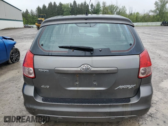 2004 Toyota Matrix Std z VIN 2T1LR32E54C239519, wystawiony jako Copart lot #57703115 z przebiegiem 161 381 mil mil oraz Tytuł czysty. Historia ofert i sprzedaży dostępna na DreamBid. Obrazek 6.