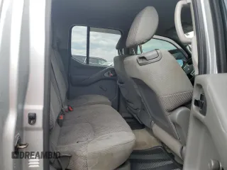 2014 Nissan Frontier SV with VIN 1N6AD0ER1EN738722, listed as a Copart auction lot 55898225 with 369,128 mi miles and Clean Title. Bid and sale history available at DreamBid. Image 10.