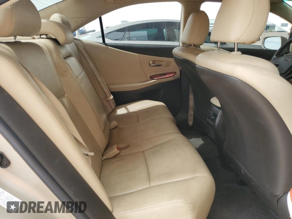 2011 Lexus HS 250h z VIN JTHBB1BA9B2044647, wystawiony jako Copart lot #55788005 z przebiegiem 170 813 mil mil oraz Szkoda całkowita • Salvage title. Historia ofert i sprzedaży dostępna na DreamBid. Obrazek 10.