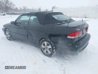 2002 Saab 9-3 SE with VIN YS3DF78KX27000119, listed as a IAAI auction lot 41249745 with 187,714 mi miles. Bid and sale history available at carsss.com. Image 3.