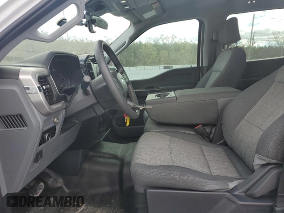2023 Ford F-150 XL с VIN 1FTEW1EP8PFA03624, выставлен на аукционе Copart как лот 49273815 с пробегом 35 218 миль миль и Списание • Salvage title. История ставок и продаж доступна на DreamBid. Изображение 7.