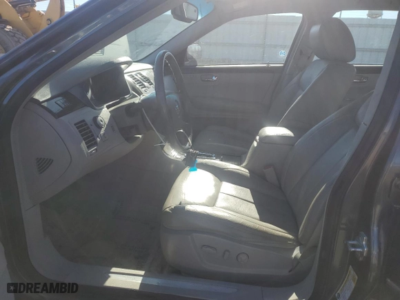 2011 Cadillac DTS with VIN 1G6KA5E62BU105217, listed as a Copart auction lot 81277244 with 122,983 mi miles and Salvage Title. Bid and sale history available at carsss.com. Image 7.