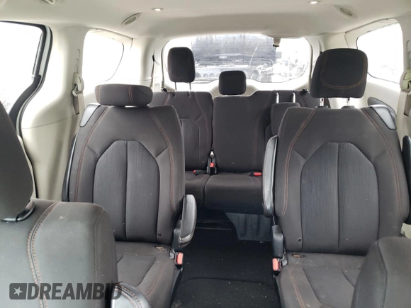 2017 Chrysler Pacifica Touring with VIN 2C4RC1DG8HR514367, listed as a Copart auction lot 60610805 with 168,796 mi miles and Non repairable. Bid and sale history available at DreamBid. Image 10.