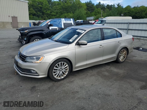 2015 Volkswagen Jetta SE z VIN 3VWD17AJ3FM232299, wystawiony jako Copart lot #57252465 z przebiegiem 128 882 mil mil oraz Szkoda całkowita • Salvage title. Historia ofert i sprzedaży dostępna na DreamBid. Obrazek 1.