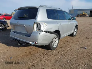 2008 Toyota Highlander z VIN JTEES41A482082292, wystawiony jako IAAI lot #42030053 z przebiegiem 183 831 mil mil oraz . Historia ofert i sprzedaży dostępna na DreamBid. Obrazek 4.