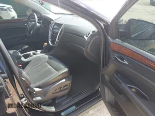 2016 Cadillac SRX Luxury Collection with VIN 3GYFNBE32GS556740, listed as a IAAI auction lot 42017371 with 82,175 mi miles. Bid and sale history available at carsss.com. Image 5.