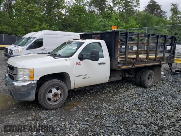 2009 Chevrolet Silverado 3500HD WT with VIN 1GBJC74K39E135526, listed as a Copart auction lot 55476145 with 231,642 mi miles and Clean Title. Bid and sale history available at DreamBid. Image 1.