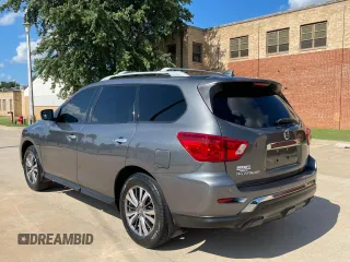 2019 Nissan Pathfinder SL z VIN 5N1DR2MN3KC597635, wystawiony jako Copart lot #64610865 z przebiegiem 106 772 mil mil oraz Czysty tytuł • Clean title. Historia ofert i sprzedaży dostępna na DreamBid. Obrazek 3.