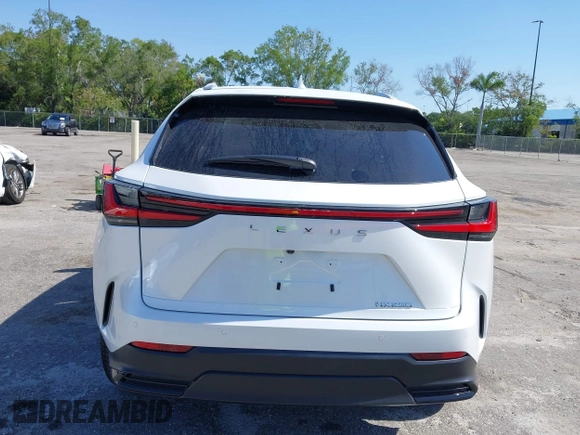 2025 Lexus NX 250 Premium с VIN 2T2GDCAZXSC028362, выставлен на аукционе IAAI как лот 42285404 с пробегом 171 миль миль и . История ставок и продаж доступна на DreamBid. Изображение 17.