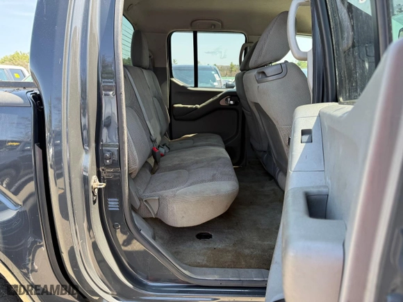 2013 Nissan Frontier SV with VIN 1N6AD0EV1DN741583, listed as a Copart auction lot 54338235 with 166,540 mi miles and Clean Title. Bid and sale history available at carsss.com. Image 6.