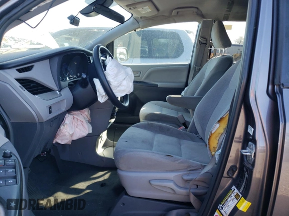 2019 Toyota Sienna L with VIN 5TDZZ3DC2KS989647, listed as a Copart auction lot 53489345 with 128,148 mi miles and Clean Title. Bid and sale history available at carsss.com. Image 7.