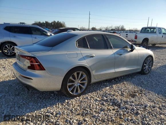 2019 Volvo S60 Momentum with VIN 7JR102FK3KG002359, listed as a Copart auction lot 44959525 with 67,493 mi miles and Salvage Title. Bid and sale history available at carsss.com. Image 3.