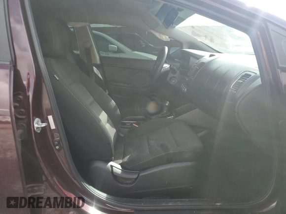 2017 Kia Forte LX with VIN 3KPFK4A70HE081673, listed as a Copart auction lot 88950605 with 0 mi miles and Salvage Title. Bid and sale history available at carsss.com. Image 7.