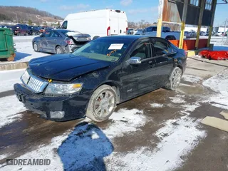 2007 Lincoln MKZ with VIN 3LNHM26T07R653177, listed as a IAAI auction lot 41571111 with 124,929 mi miles. Bid and sale history available at carsss.com. Image 2.