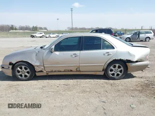 2002 Mercedes-Benz E-Class with VIN WDBJF65J82B413278, listed as a IAAI auction lot 41838880 with 1 mi miles. Bid and sale history available at carsss.com. Image 14.