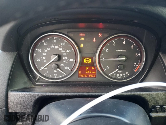 2014 BMW X1 sDrive28i with VIN WBAVM1C56EVW52510, listed as a Copart auction lot 45525295 with 105,727 mi miles and Salvage Title. Bid and sale history available at carsss.com. Image 9.