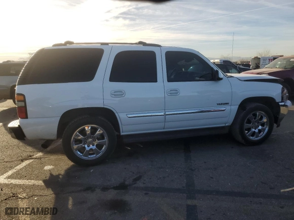 2006 GMC Yukon SLT with VIN 1GKEC13ZX6J120196, listed as a Copart auction lot 85365644 with 236,298 mi miles and Salvage Title. Bid and sale history available at carsss.com. Image 3.