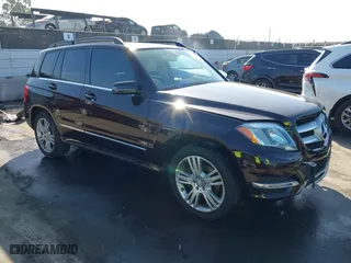 2013 Mercedes-Benz GLK-Class GLK 350 with VIN WDCGG8JB5DF996093, listed as a IAAI auction lot 41615076 with 108,981 mi miles. Bid and sale history available at carsss.com. Image 1.