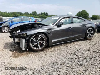 2022 Audi e-tron GT Premium Plus z VIN WAUCJBFW5N7004381, wystawiony jako Copart lot #63516494 z przebiegiem Nie podano mil oraz Szkody całkowita. Historia ofert i sprzedaży dostępna na DreamBid. Obrazek 1.