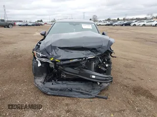 2024 Volkswagen Jetta Sport z VIN 3VWBM7BU8RM013253, wystawiony jako IAAI lot #42073239 z przebiegiem 20 345 mil mil oraz . Historia ofert i sprzedaży dostępna na DreamBid. Obrazek 12.
