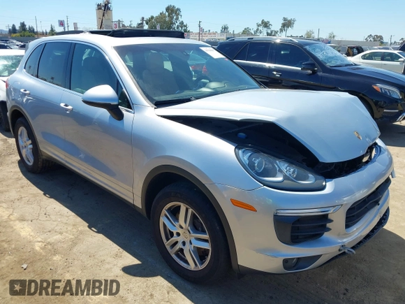 2016 Porsche Cayenne z VIN WP1AA2A26GKA13183, wystawiony jako IAAI lot #39110607 z przebiegiem Nie podano mil oraz . Historia ofert i sprzedaży dostępna na DreamBid. Obrazek 1.