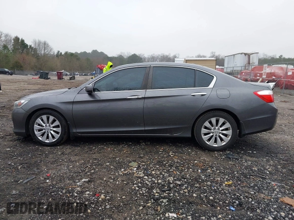 2013 Honda Accord Sdn EX-L with VIN 1HGCR2F87DA282201, listed as a IAAI auction lot 41556072 with 215,119 mi miles. Bid and sale history available at carsss.com. Image 14.