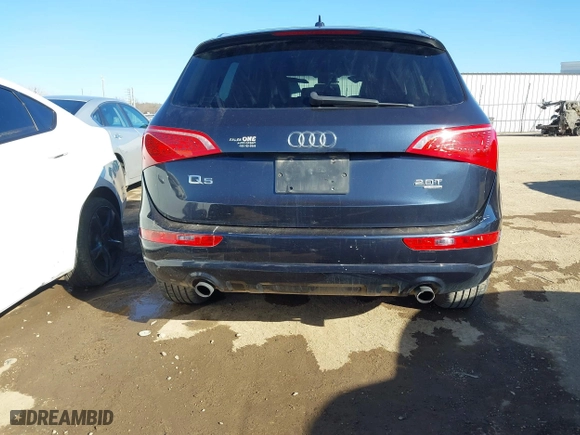2012 Audi Q5 2.0T Premium with VIN WA1CFAFP7CA063515, listed as a IAAI auction lot 41698955 with 142,270 mi miles. Bid and sale history available at carsss.com. Image 16.