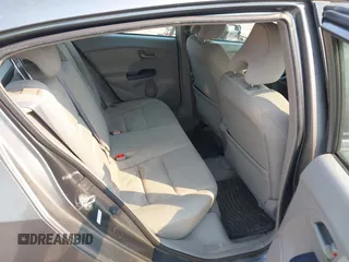 2010 Honda Insight EX with VIN JHMZE2H75AS027964, listed as a IAAI auction lot 41889301 with 136,485 mi miles and . Bid and sale history available at DreamBid. Image 8.