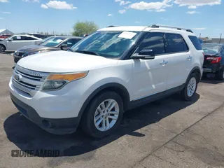 2013 Ford Explorer XLT z VIN 1FM5K7D9XDGB63233, wystawiony jako IAAI lot #42571747 z przebiegiem 228 024 mil mil oraz . Historia ofert i sprzedaży dostępna na DreamBid. Obrazek 2.