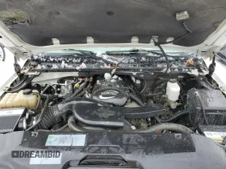2002 Chevrolet Suburban LS with VIN 3GNEC16Z12G274483, listed as a Copart auction lot 45887675 with 252,132 mi miles and Non Repairable. Bid and sale history available at carsss.com. Image 12.
