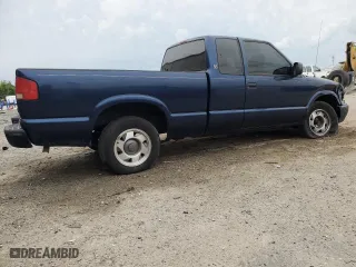 2000 GMC Sonoma SLS w/1SR Pkg with VIN 1GTCS1954Y8277047, listed as a Copart auction lot 52088095 with 163,247 mi miles and Salvage Title. Bid and sale history available at carsss.com. Image 3.