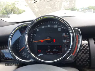 2018 MINI Hardtop 4 Door Cooper S с VIN WMWXU3C55J2F51056, выставлен на аукционе IAAI как лот 42484892 с пробегом 107 460 миль миль и . История ставок и продаж доступна на DreamBid. Изображение 7.