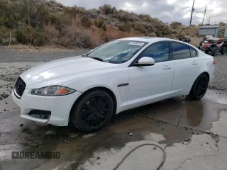 2013 Jaguar XF V6 SC with VIN SAJWJ0EFXD8S80460, listed as a Copart auction lot 81406734 with 122,972 mi miles and Salvage Title. Bid and sale history available at carsss.com. Image 1.