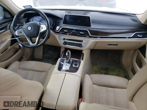 2017 BMW 7 Series 740i xDrive with VIN WBA7E4C5XHGU99064, listed as a Copart auction lot 70792133 with 122,264 mi miles. Bid and sale history available at carsss.com. Image 8.