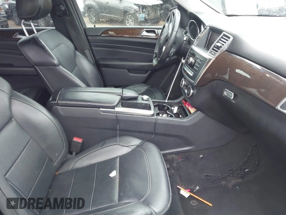 2015 Mercedes-Benz M 350 with VIN 4JGDA5JB4FA544530, listed as a IAAI auction lot 41558572 with 200,973 mi miles and . Bid and sale history available at DreamBid. Image 5.