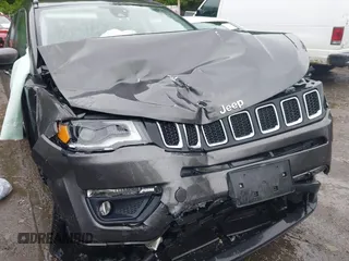 2018 Jeep Compass Latitude with VIN 3C4NJDBB5JT337129, listed as a IAAI auction lot 42330631 with 126,827 mi miles and . Bid and sale history available at DreamBid. Image 6.