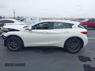 2018 Infiniti QX30 Luxury с VIN SJKCH5CP1JA053066, выставлен на аукционе IAAI как лот 42437633 с пробегом 81 877 миль миль и . История ставок и продаж доступна на DreamBid. Изображение 15.