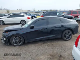 2024 Acura Integra w/A-Spec Package z VIN 19UDE4H31RA013213, wystawiony jako IAAI lot #42050337 z przebiegiem 9 084 mil mil oraz . Historia ofert i sprzedaży dostępna na DreamBid. Obrazek 14.