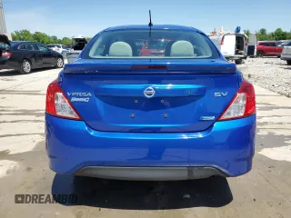 2016 Nissan Versa S z VIN 3N1CN7AP4GL829284, wystawiony jako Copart lot #56342055 z przebiegiem 111 984 mil mil oraz Szkoda całkowita • Salvage title. Historia ofert i sprzedaży dostępna na DreamBid. Obrazek 6.