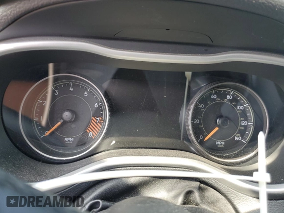2015 Jeep Cherokee Trailhawk z VIN 1C4PJMBS5FW778852, wystawiony jako Copart lot #59107555 z przebiegiem Nie podano mil oraz Czysty tytuł • Clean title. Historia ofert i sprzedaży dostępna na DreamBid. Obrazek 9.
