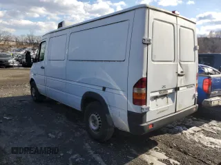 2005 Freightliner Sprinter with VIN WDYPD644X55808843, listed as a Copart auction lot 42859055 with 312,164 mi miles and Clean Title. Bid and sale history available at DreamBid. Image 2.