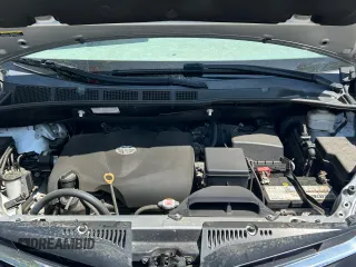 2020 Toyota Sienna LE Auto Access Seat with VIN 5TDKZ3DC8LS064793, listed as a Copart auction lot 54388755 with 62,381 mi miles and Salvage Title. Bid and sale history available at carsss.com. Image 7.