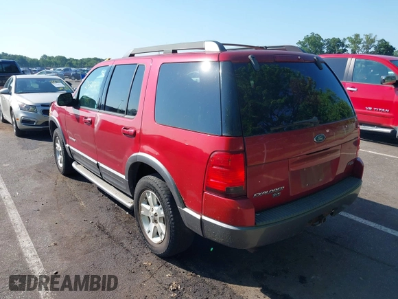 2005 Ford Explorer XLT z VIN 1FMZU73E454A63576, wystawiony jako IAAI lot #42532397 z przebiegiem 99 903 mil mil oraz . Historia ofert i sprzedaży dostępna na DreamBid. Obrazek 3.