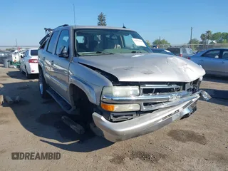 2004 Chevrolet Tahoe LS with VIN 1GNEC13T64J282970, listed as a IAAI auction lot 41879458 with 205,952 mi miles. Bid and sale history available at carsss.com. Image 1.