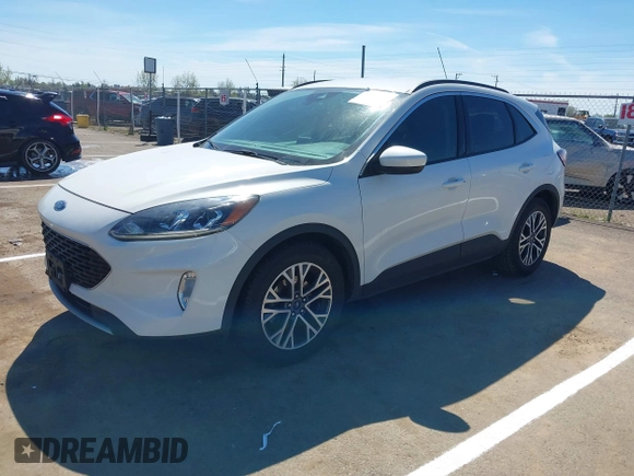 2020 Ford Escape SEL with VIN 1FMCU0H61LUA40865, listed as a IAAI auction lot 41889903 with 58,592 mi miles and . Bid and sale history available at carsss.com. Image 17.