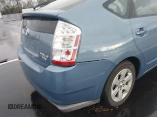 2007 Toyota Prius with VIN JTDKB20U977662355, listed as a IAAI auction lot 41941575 with 217,354 mi miles. Bid and sale history available at carsss.com. Image 6.