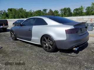 2013 Audi S5 Premium Plus z VIN WAUCGAFR3DA006862, wystawiony jako Copart lot #55995305 z przebiegiem 136 583 mil mil oraz Szkoda całkowita • Salvage title. Historia ofert i sprzedaży dostępna na DreamBid. Obrazek 2.